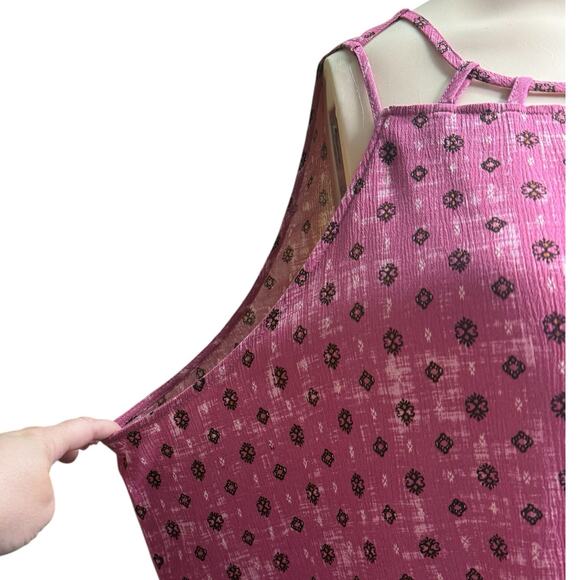 Maurices Lattice Neck Tank Top Size 4X in Pink Ikat Print - Picture 6 of 13